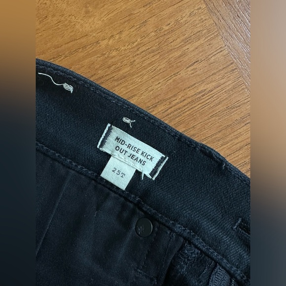 Madewell Kick Out Crop Jeans - Picture 5 of 7